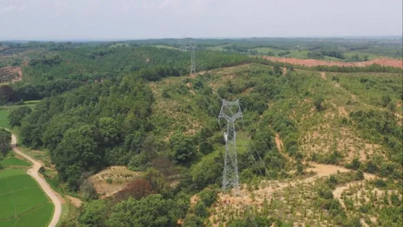 Tháp phát điện chung trạm gốc 5G đi vào hoạt động